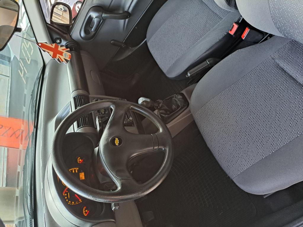 CHEVROLET Classic Sedan - Foto