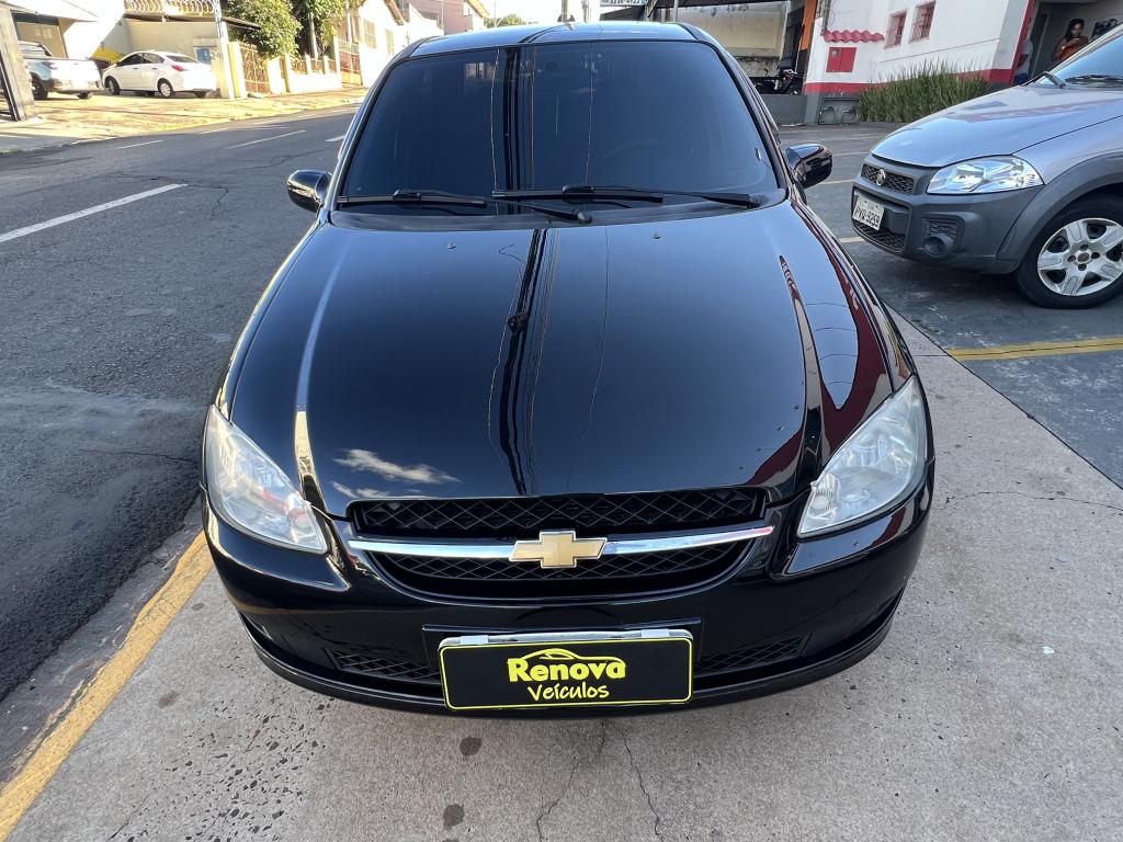 CHEVROLET Classic Sedan - Foto