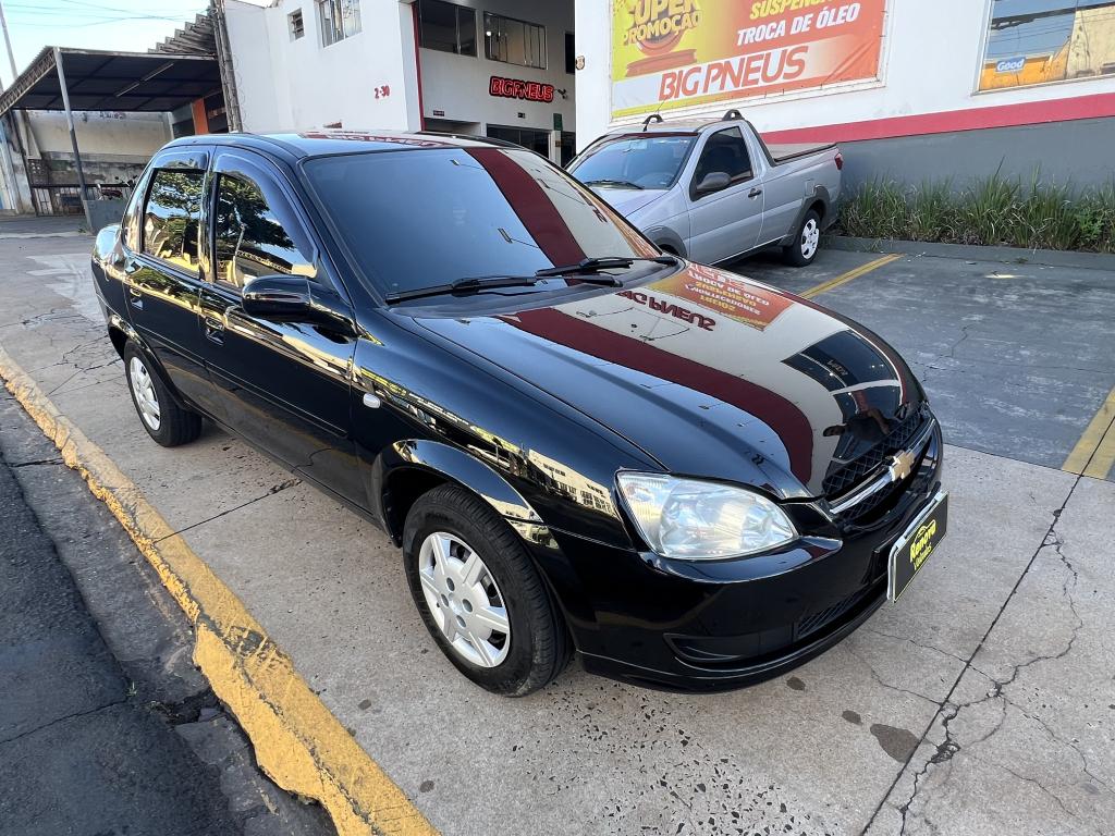 CHEVROLET Classic Sedan - Foto