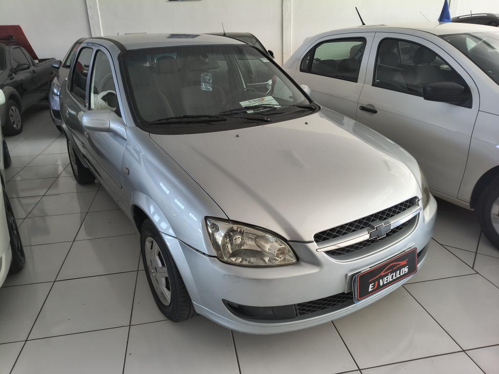 CHEVROLET Classic Sedan - Foto