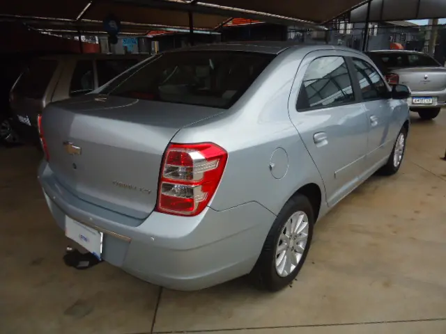 CHEVROLET Cobalt - Foto