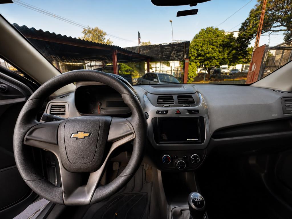CHEVROLET Cobalt - Foto