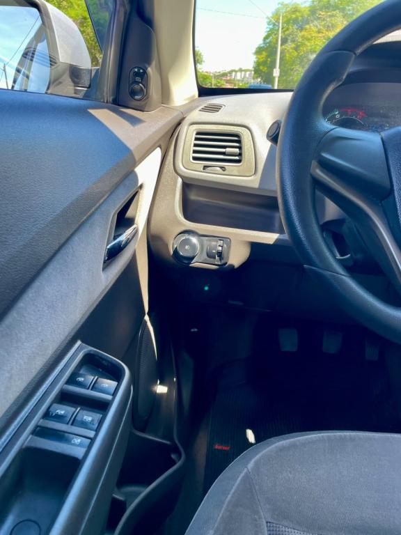 CHEVROLET Cobalt - Foto