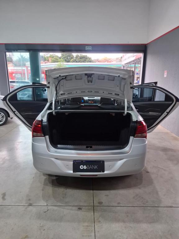 CHEVROLET Cobalt - Foto