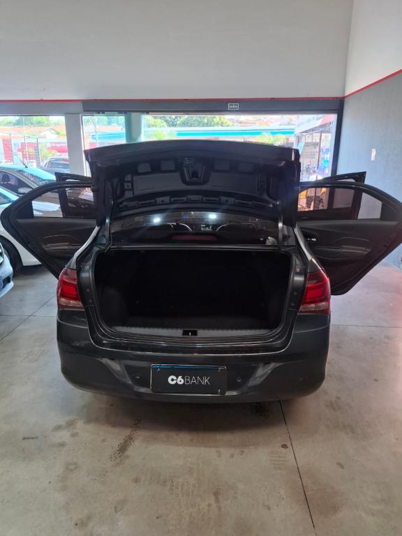 CHEVROLET Cobalt - Foto