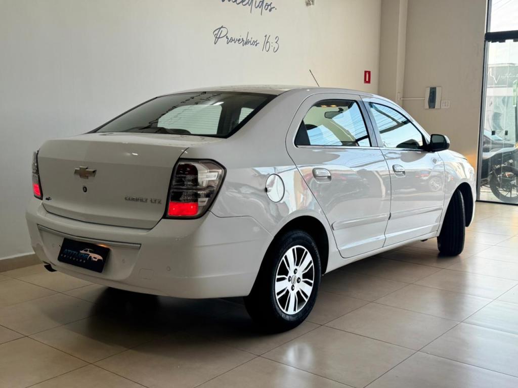 CHEVROLET Cobalt - Foto