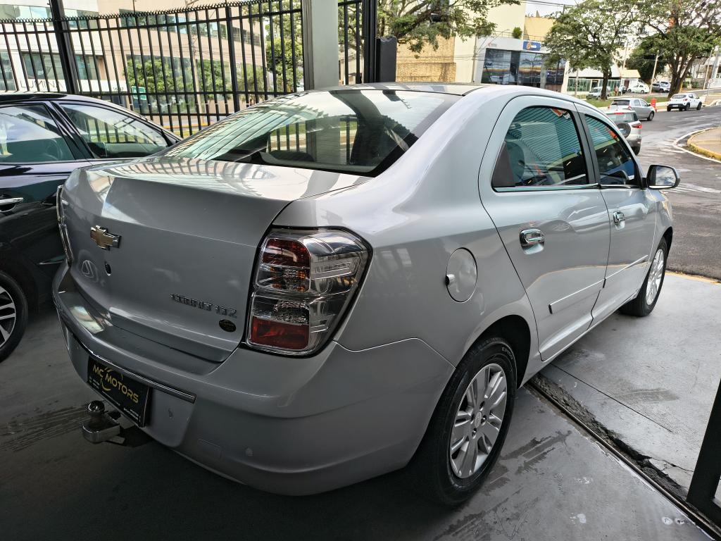 CHEVROLET Cobalt - Foto