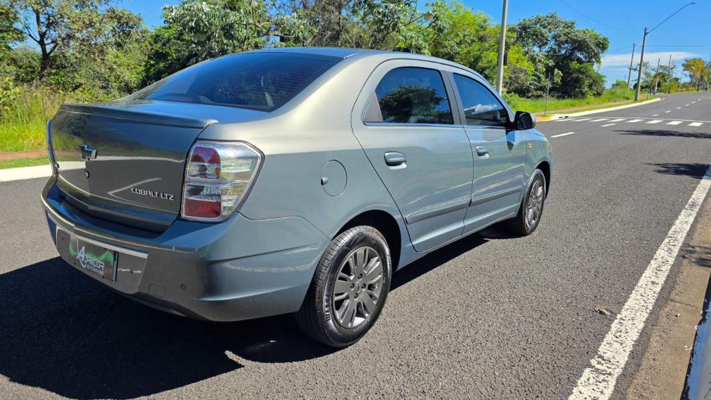 CHEVROLET Cobalt - Foto