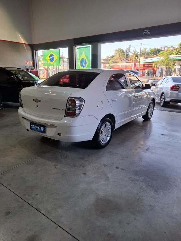 CHEVROLET Cobalt - Foto