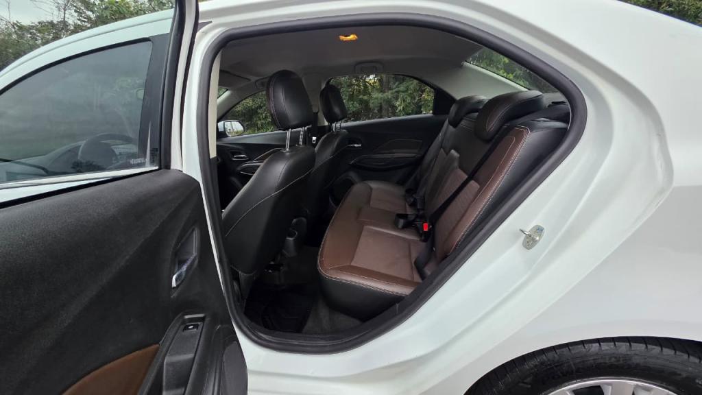 CHEVROLET Cobalt - Foto
