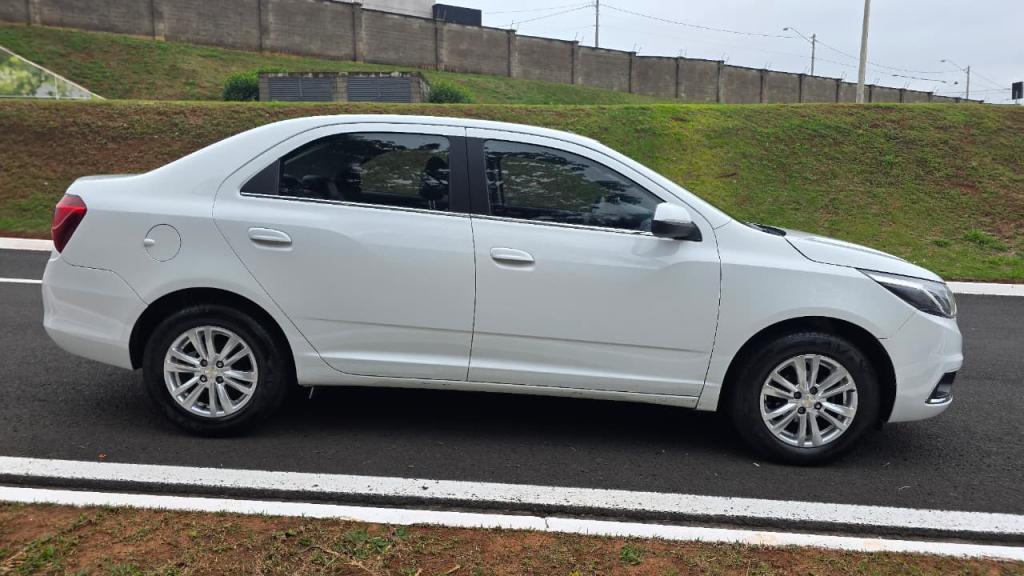 CHEVROLET Cobalt - Foto