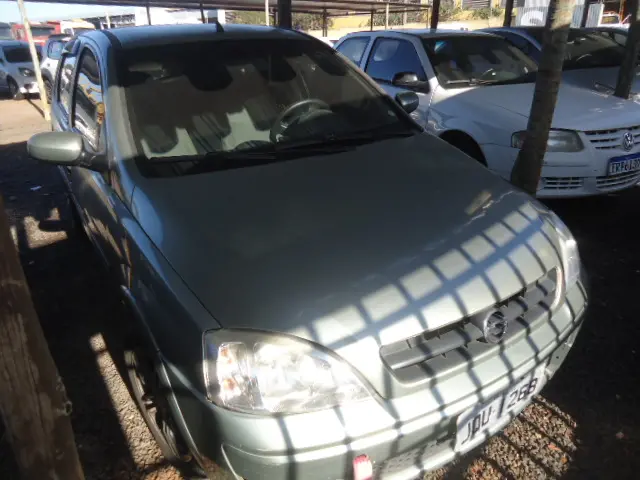 CHEVROLET Corsa Hatch - Foto