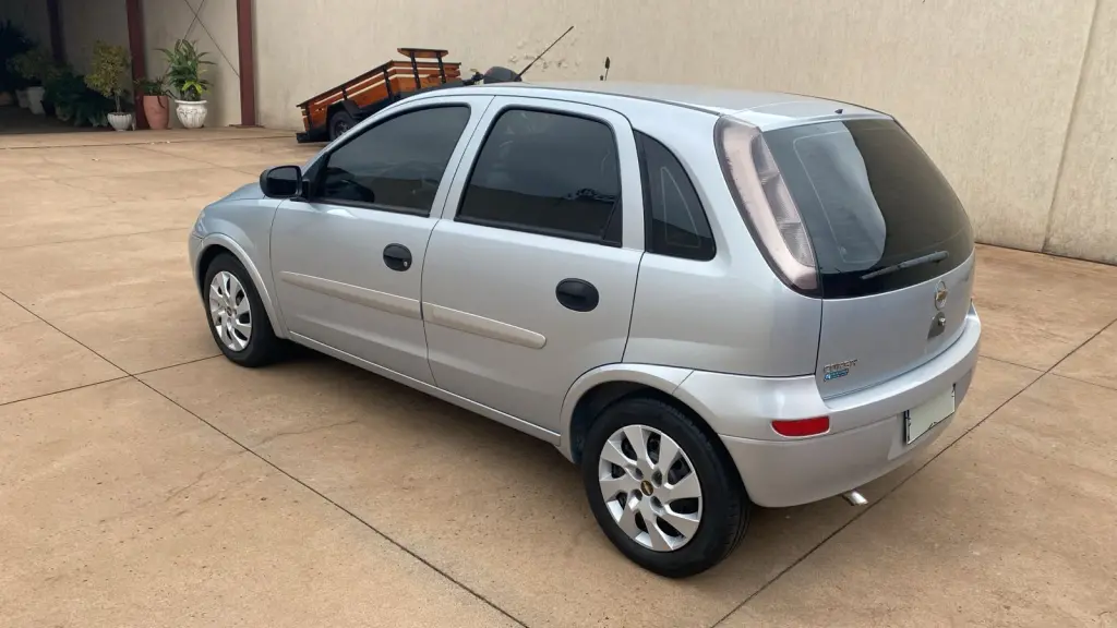 CHEVROLET Corsa Hatch - Foto