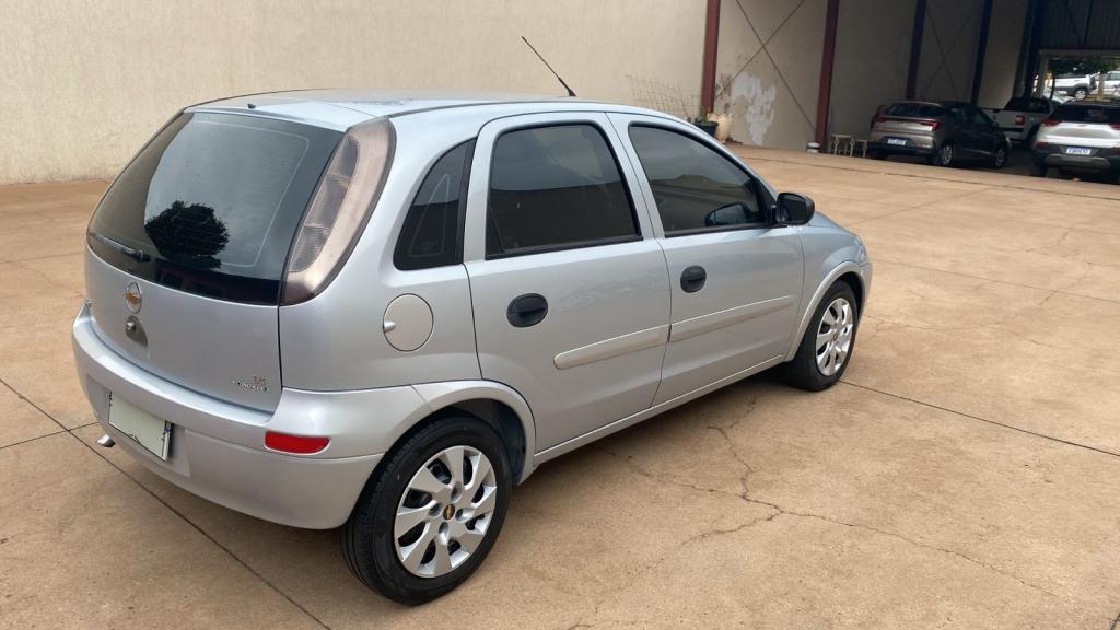 CHEVROLET Corsa Hatch - Foto