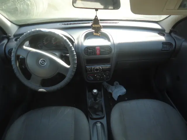 CHEVROLET Corsa Hatch - Foto