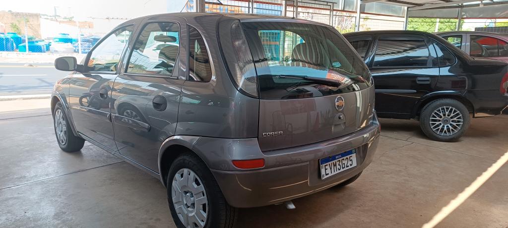 CHEVROLET Corsa Hatch - Foto