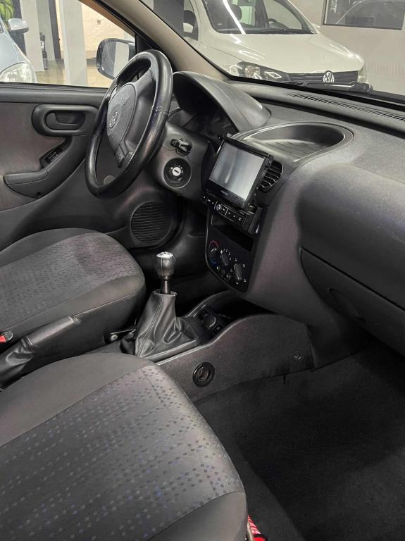 CHEVROLET Corsa Hatch - Foto