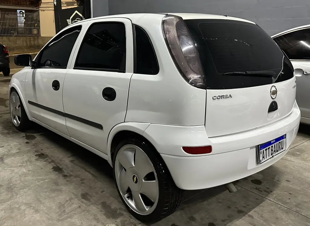 CHEVROLET Corsa Hatch - Foto