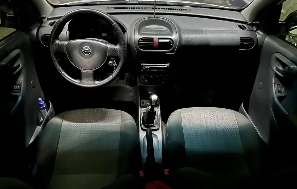 CHEVROLET Corsa Hatch - Foto