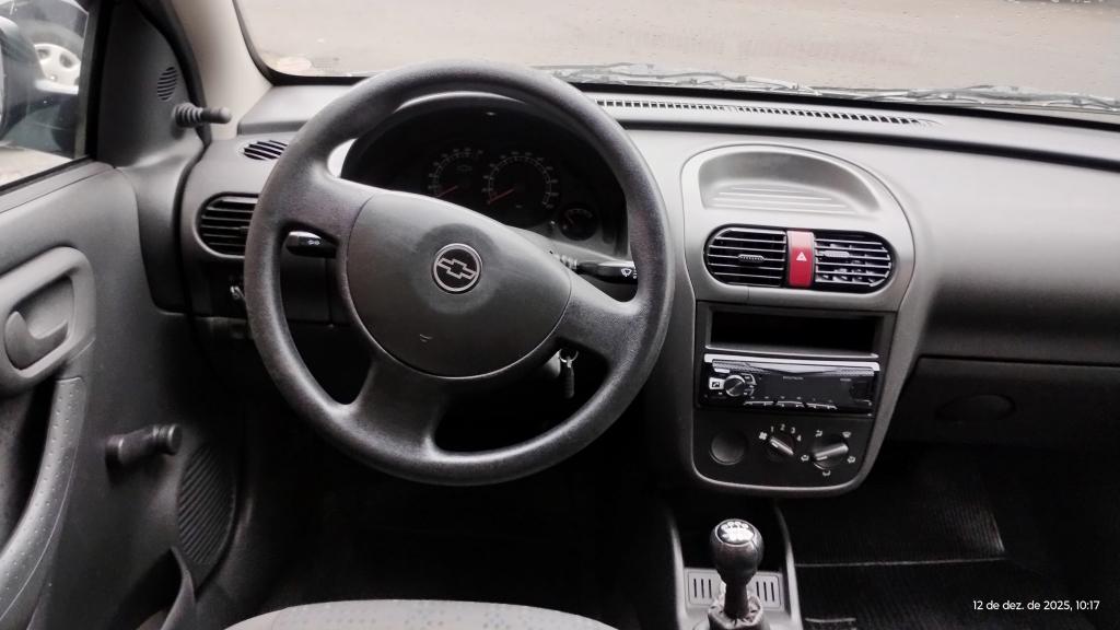 CHEVROLET Corsa Hatch - Foto