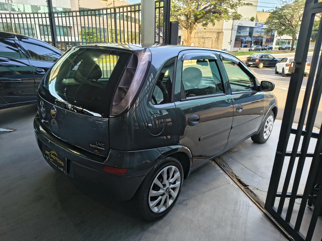 CHEVROLET Corsa Hatch - Foto