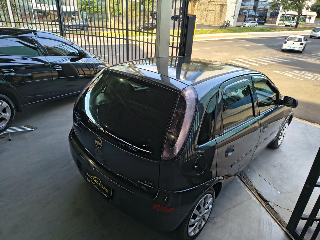 CHEVROLET Corsa Hatch - Foto