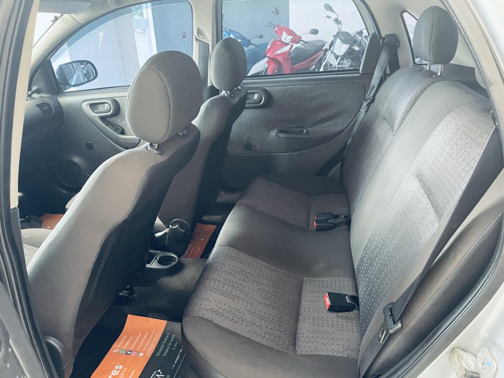 CHEVROLET Corsa Hatch - Foto