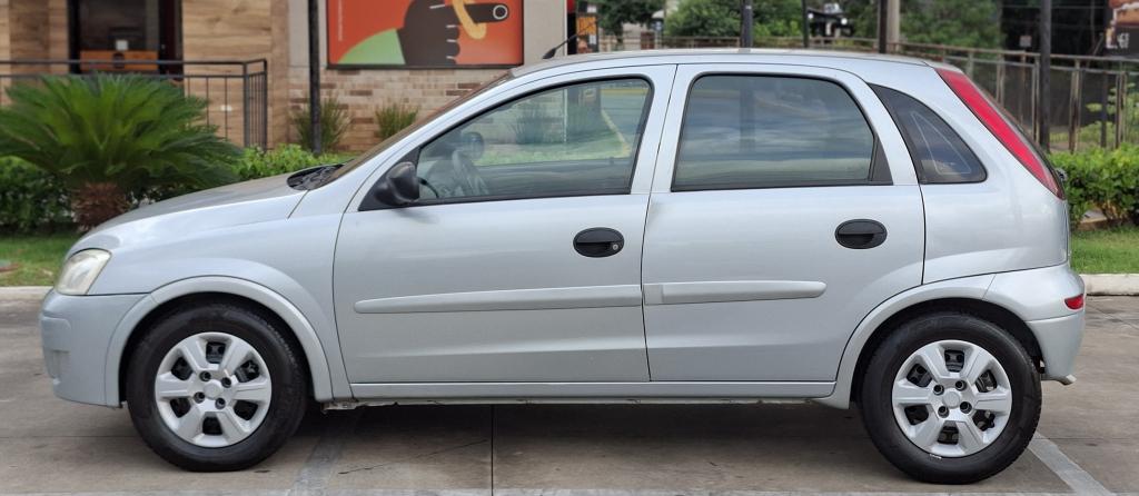 CHEVROLET Corsa Hatch - Foto
