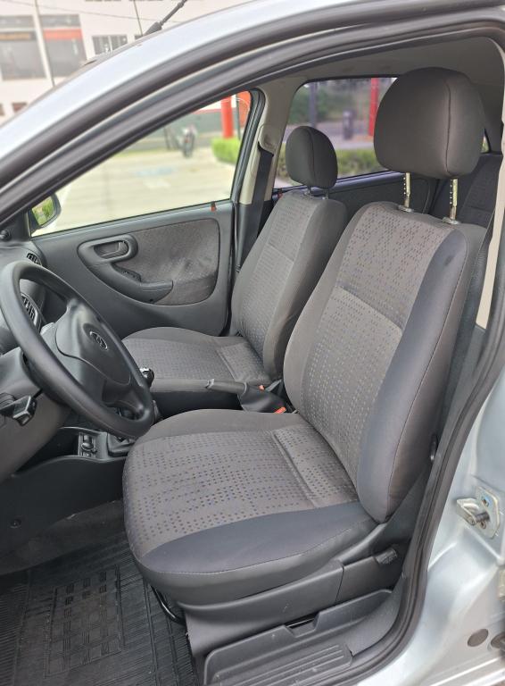 CHEVROLET Corsa Hatch - Foto