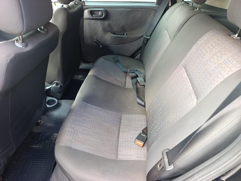 CHEVROLET Corsa Hatch - Foto