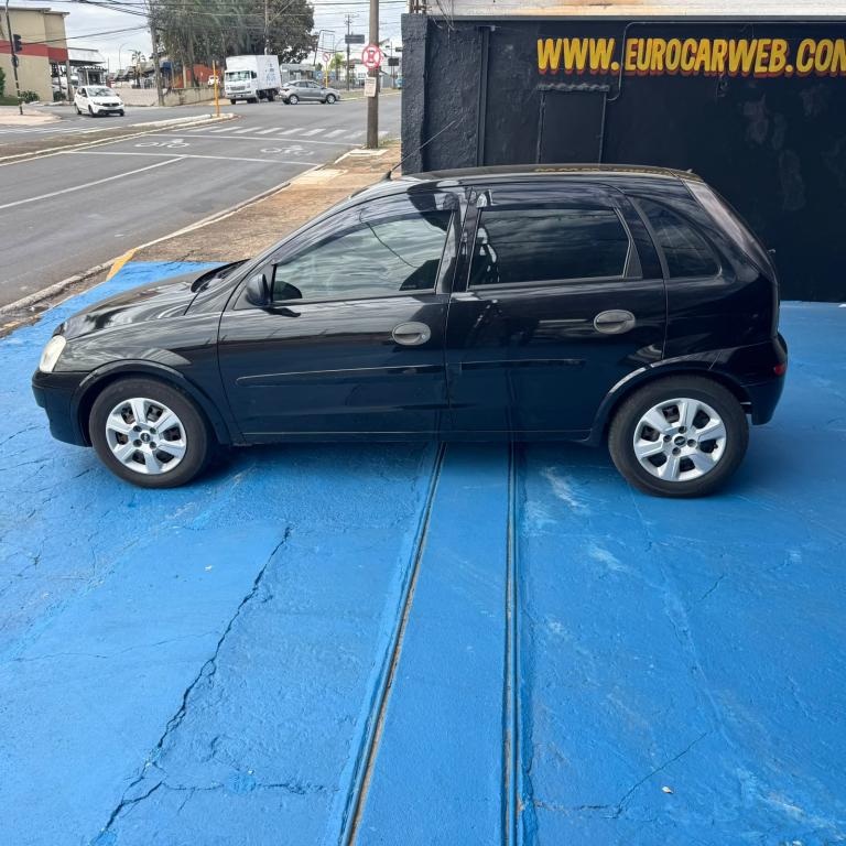 CHEVROLET Corsa Hatch - Foto