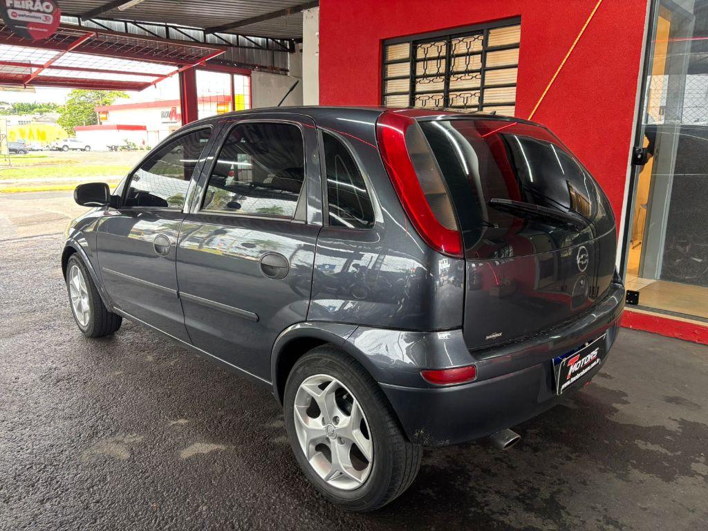 CHEVROLET Corsa Hatch - Foto