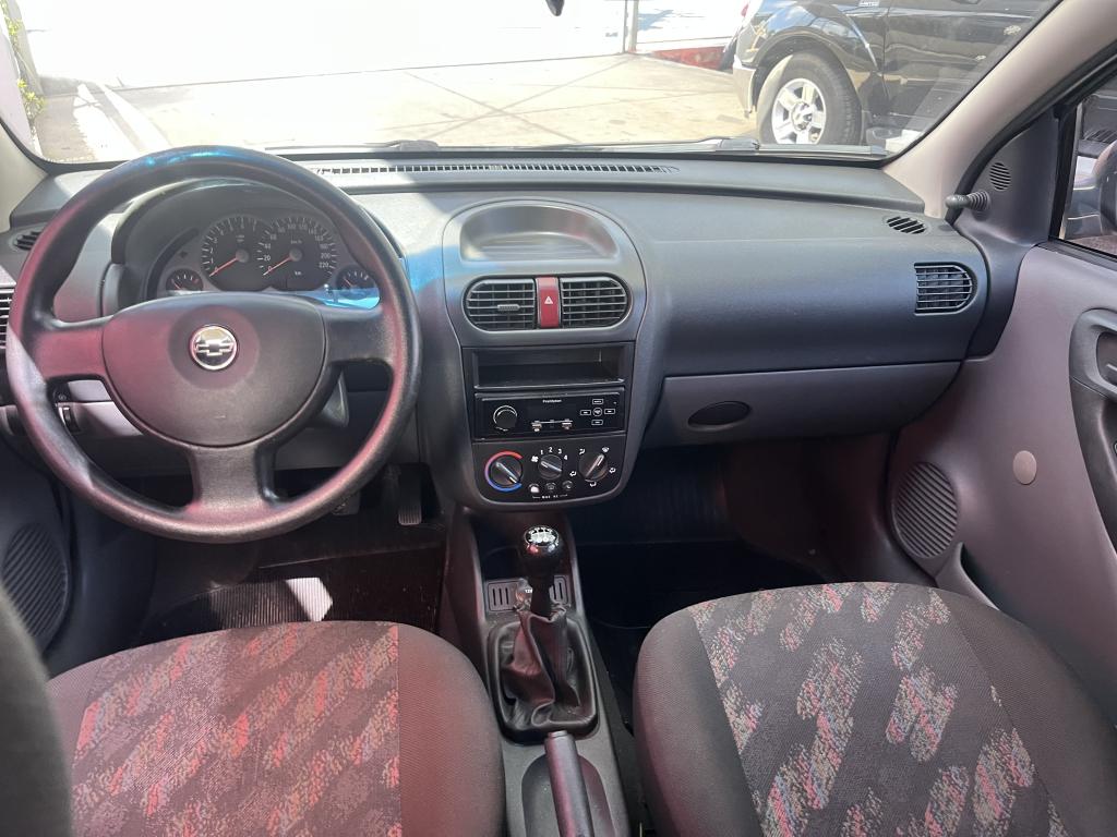 CHEVROLET Corsa Hatch - Foto