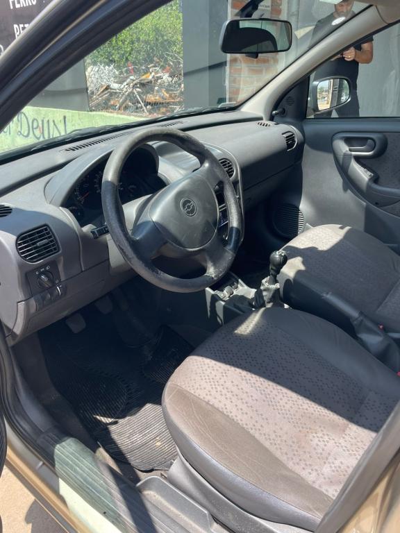 CHEVROLET Corsa Hatch - Foto