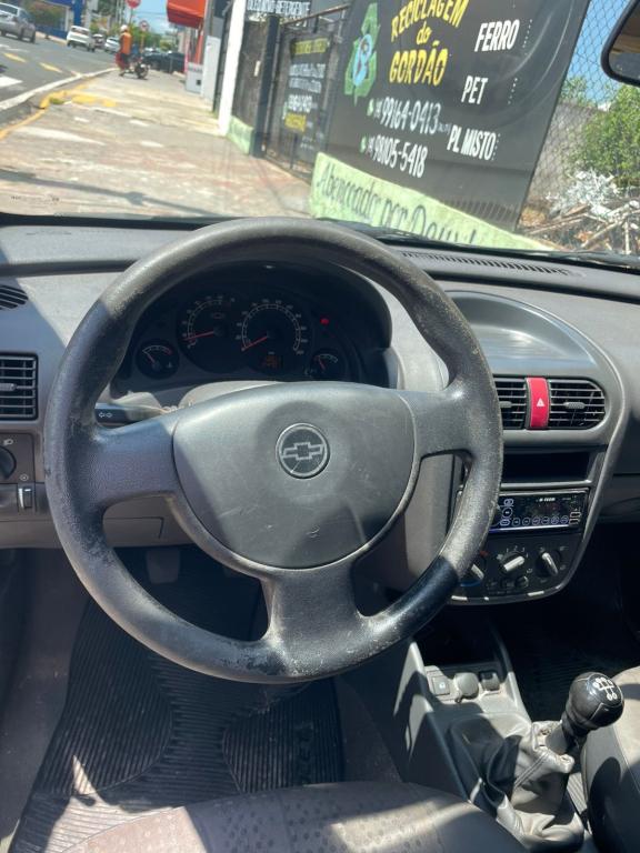 CHEVROLET Corsa Hatch - Foto