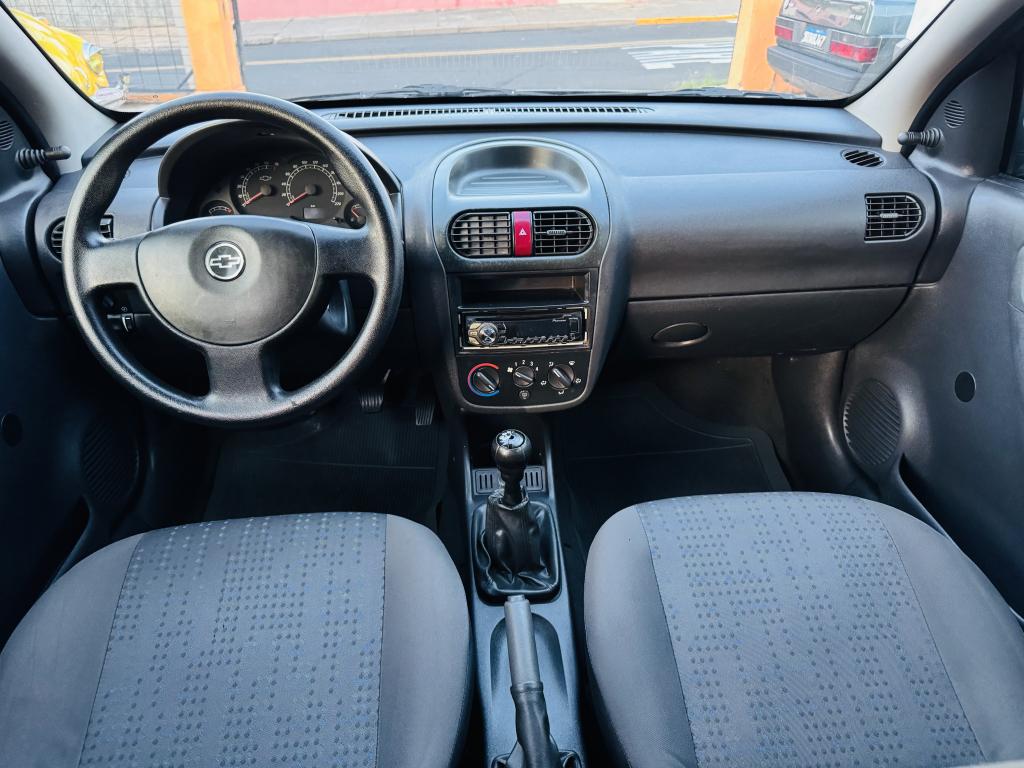 CHEVROLET Corsa Hatch - Foto