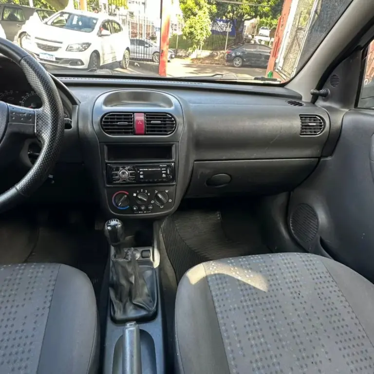 CHEVROLET Corsa Hatch - Foto