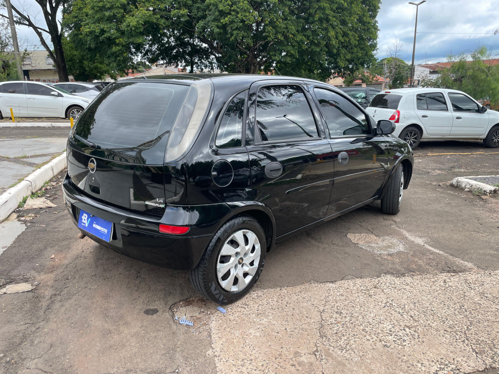 CHEVROLET Corsa Hatch - Foto