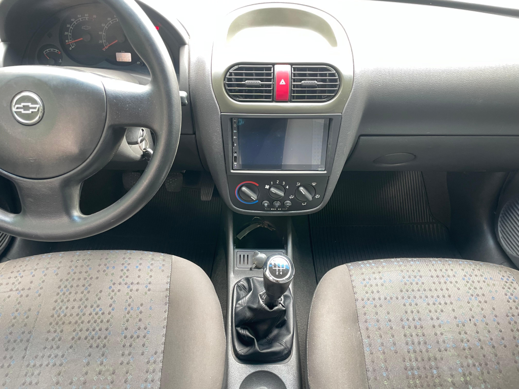 CHEVROLET Corsa Hatch - Foto