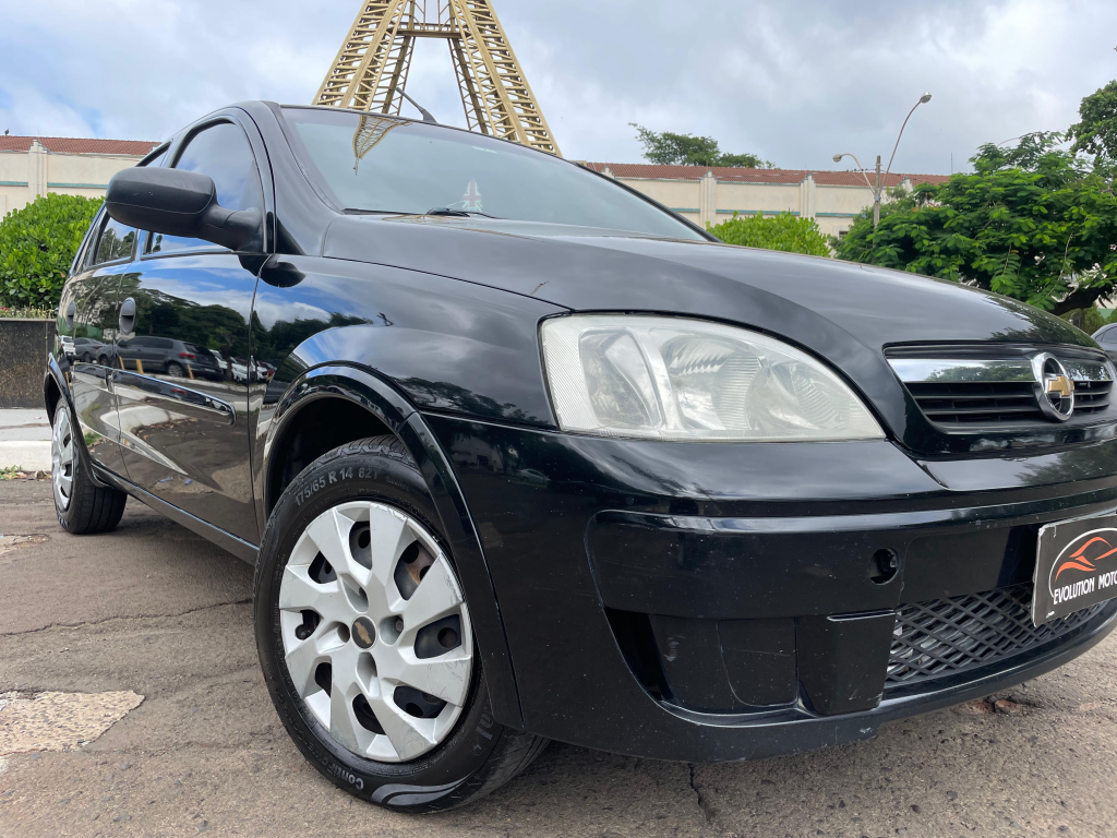 CHEVROLET Corsa Hatch - Foto