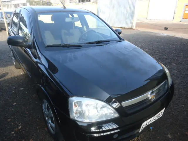 CHEVROLET Corsa Hatch - Foto
