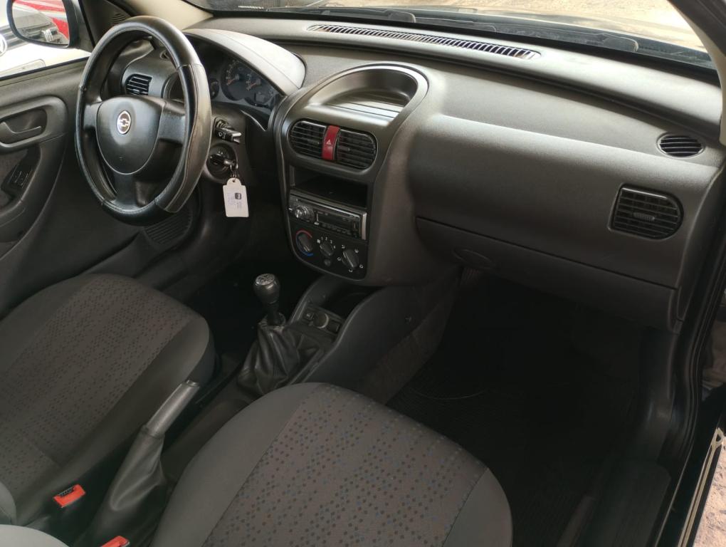CHEVROLET Corsa Hatch - Foto
