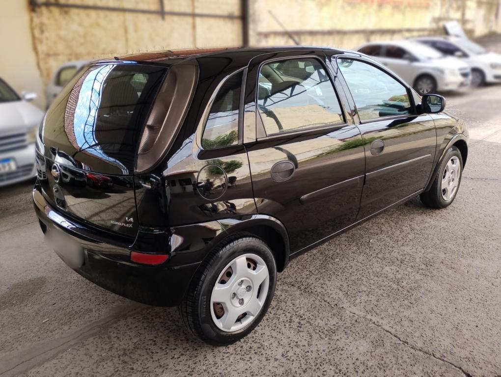 CHEVROLET Corsa Hatch - Foto