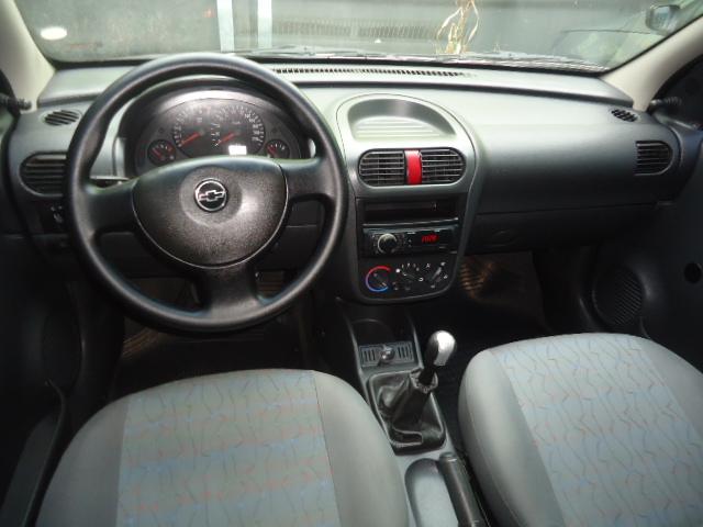 CHEVROLET Corsa Hatch - Foto