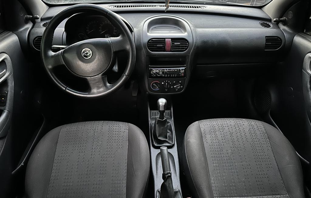 CHEVROLET Corsa Hatch - Foto