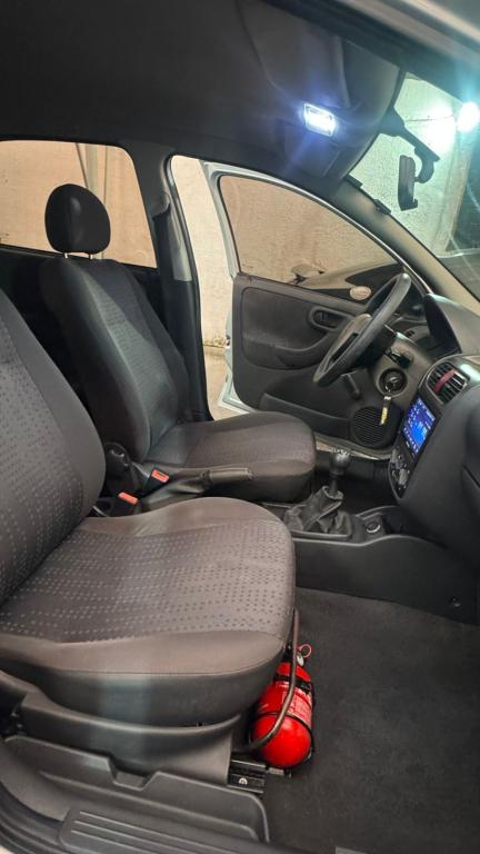 CHEVROLET Corsa Hatch - Foto