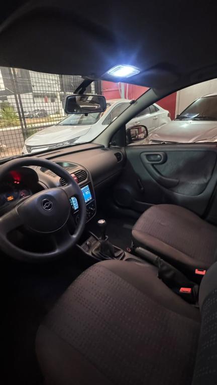 CHEVROLET Corsa Hatch - Foto