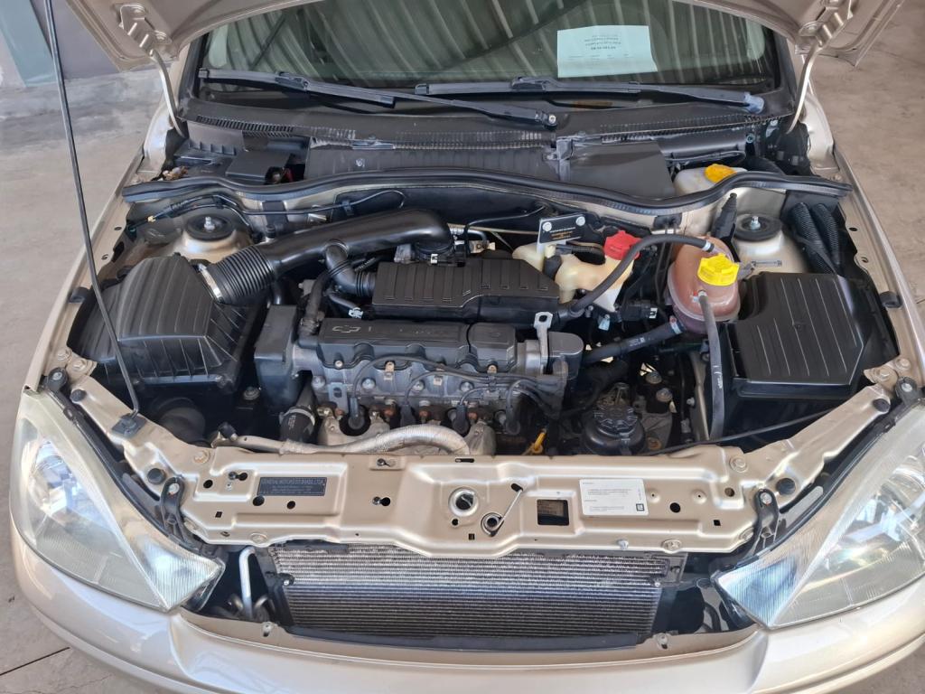 CHEVROLET Corsa Hatch - Foto