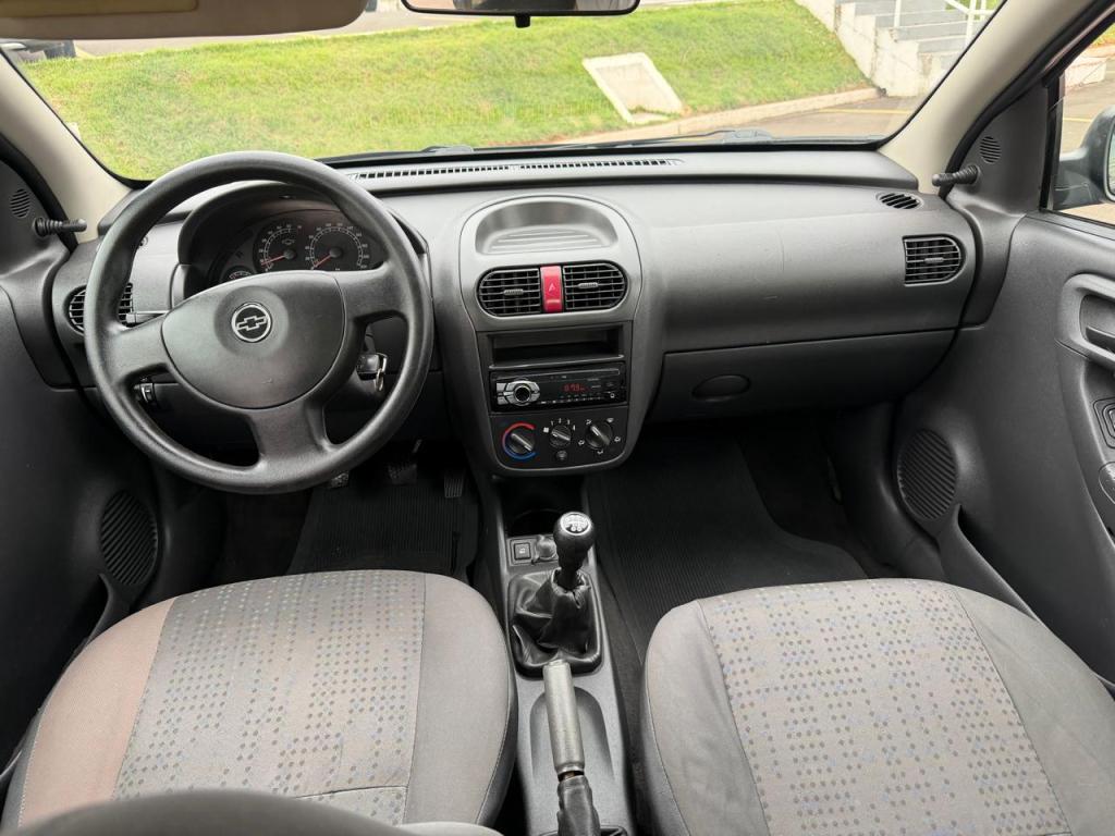 CHEVROLET Corsa Hatch - Foto