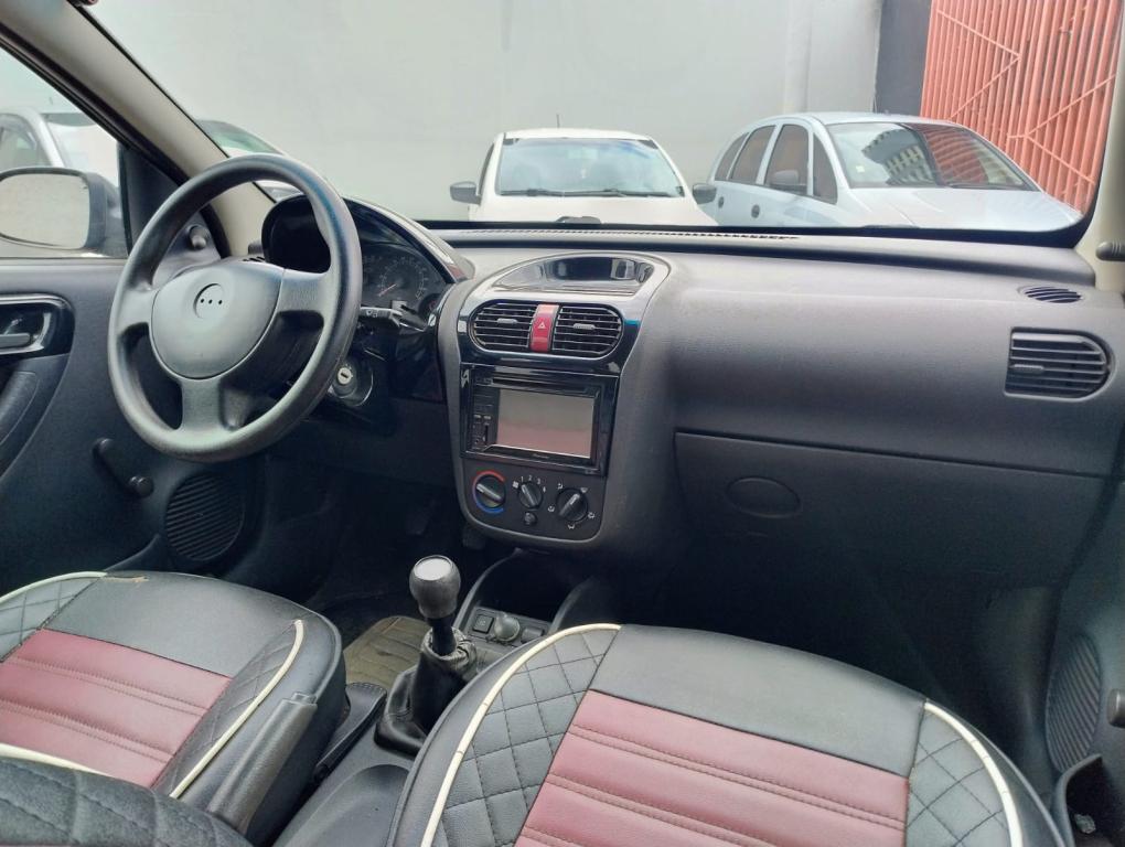 CHEVROLET Corsa Hatch - Foto